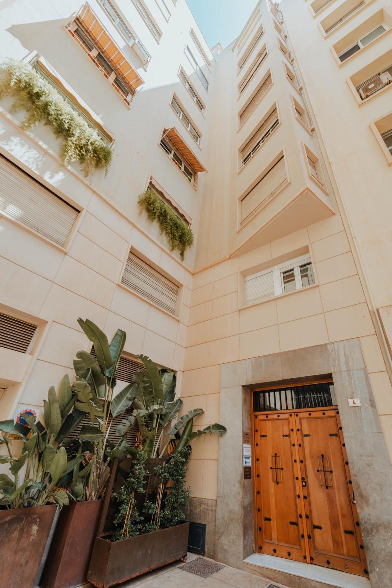 Gran Apartamento De 3 Habitaciones Junto A La Catedral マラガ エクステリア 写真