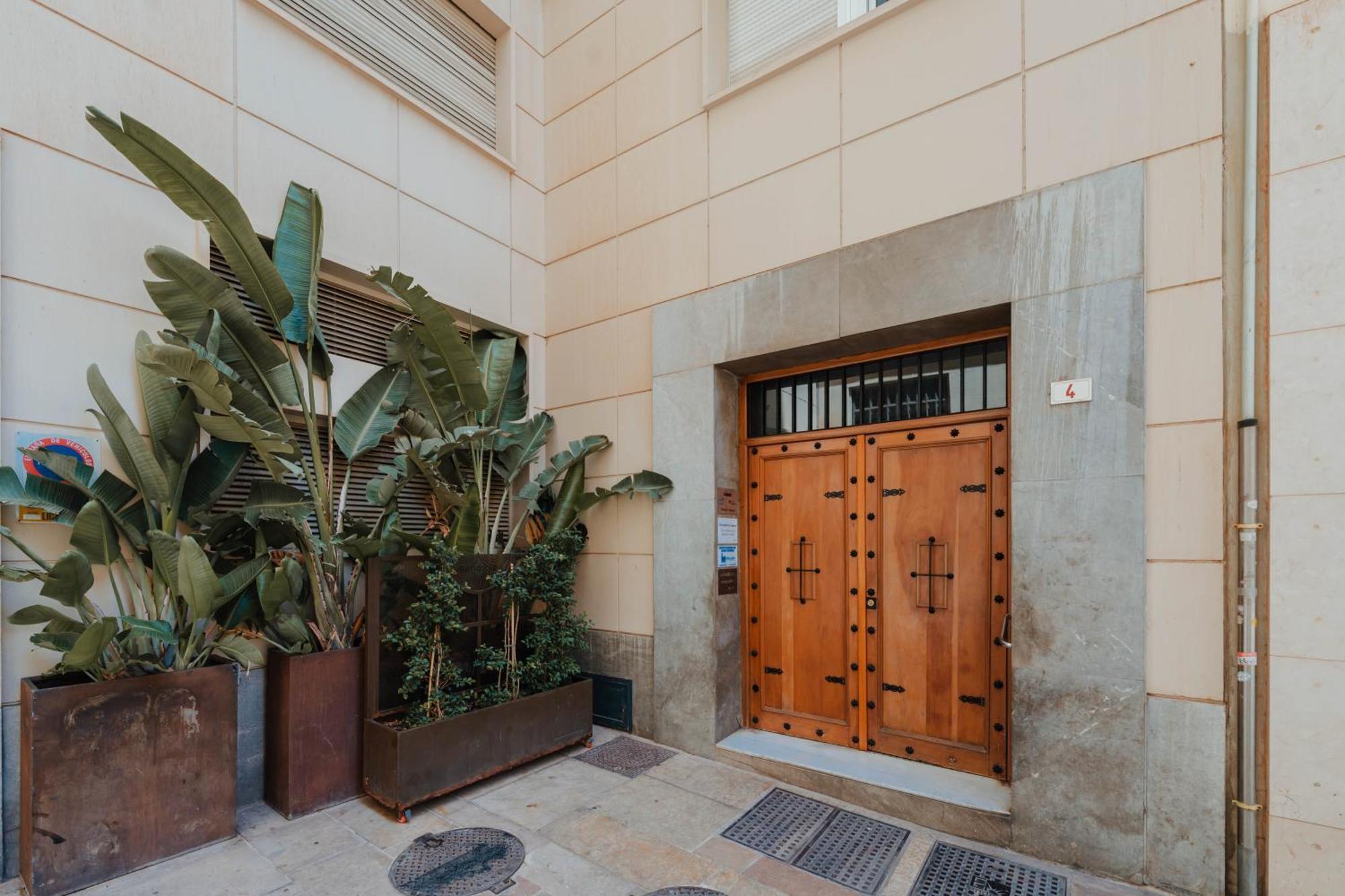 Gran Apartamento De 3 Habitaciones Junto A La Catedral マラガ エクステリア 写真